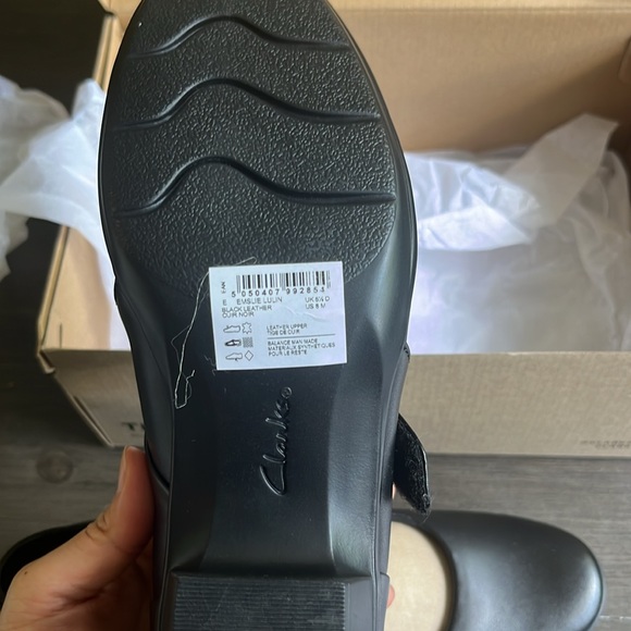 Clarks Emslie Lulin | Mary jane heal/pumps |Black Leather | us8M - Picture 6 of 7